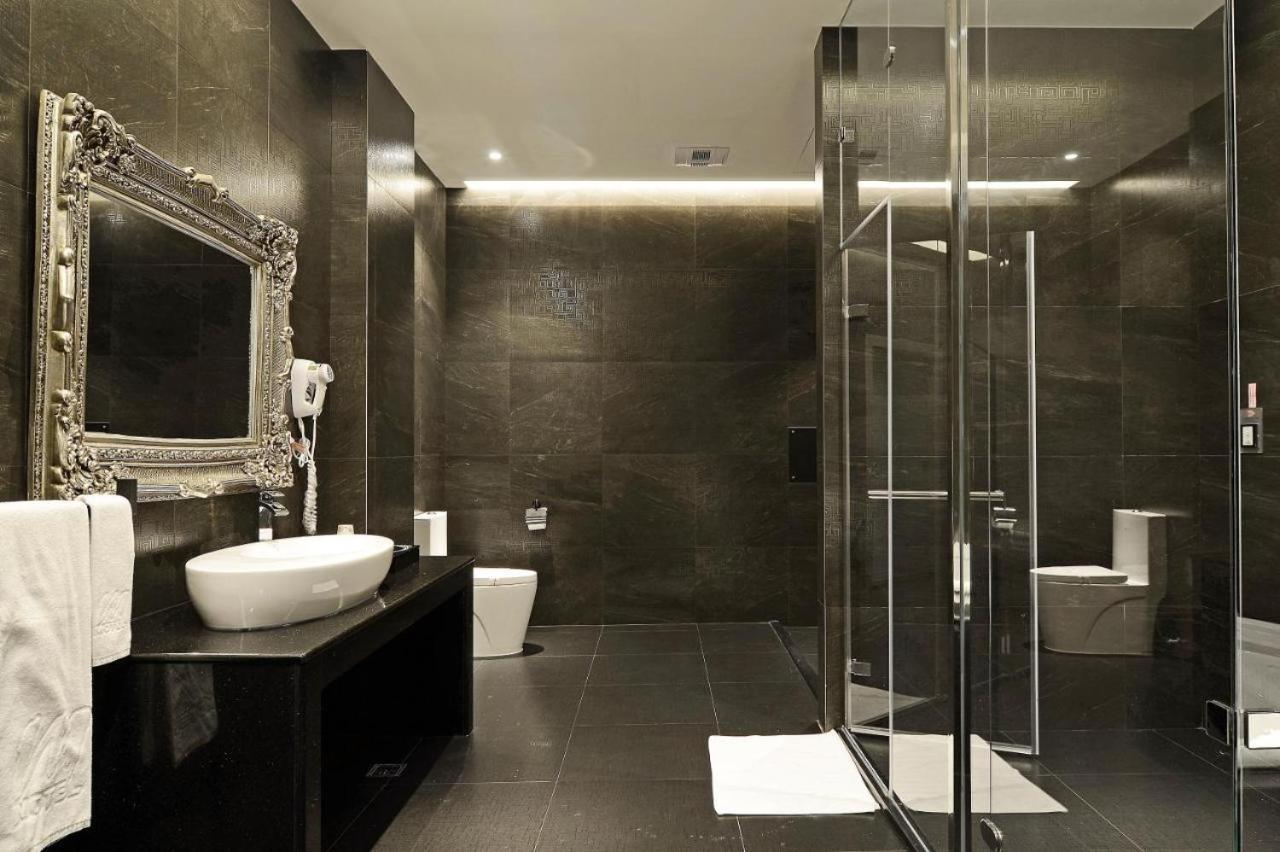 M Hotel Caotun Rom bilde